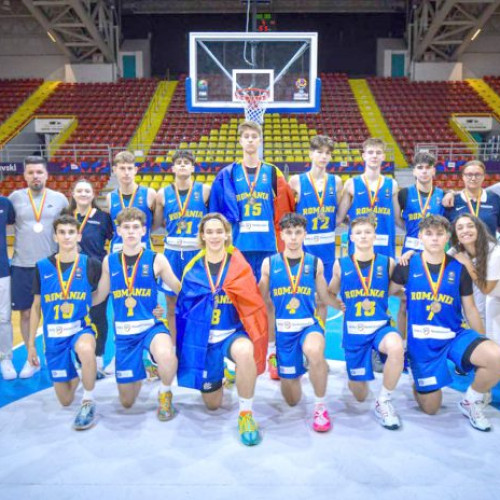 Echipa națională de baschet U16 a României, medaliată cu argint la EuroBasket 2024