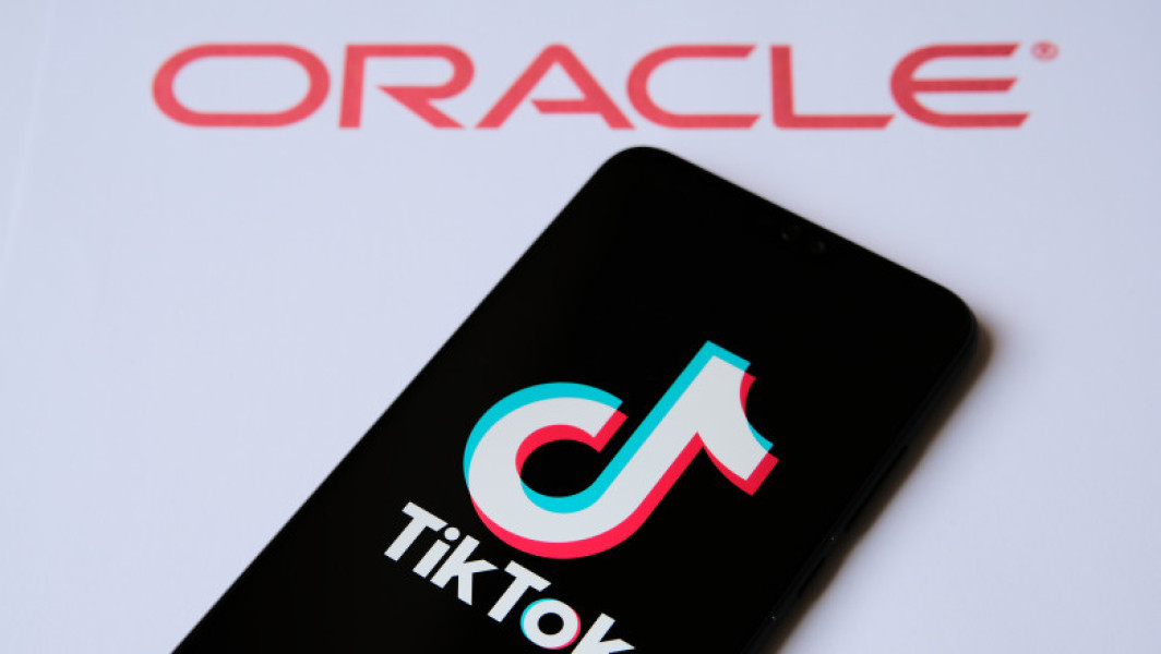 Oracle accelerează negocierile cu Washingtonul pentru preluarea TikTok