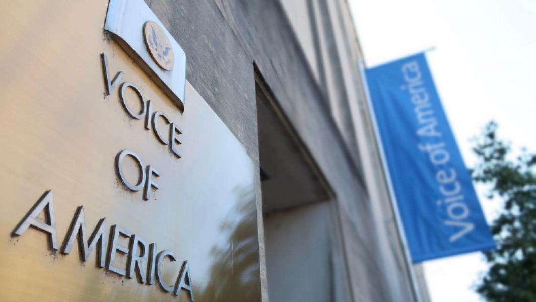 China salută decizia lui Trump de a desființa Vocea Americii și Radio Asia Liberă