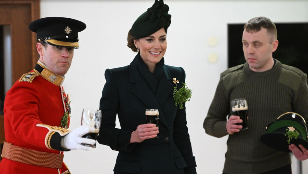 Prințesa de Wales sărbătorește Ziua Sfântului Patrick alături de Garda Irlandeză
