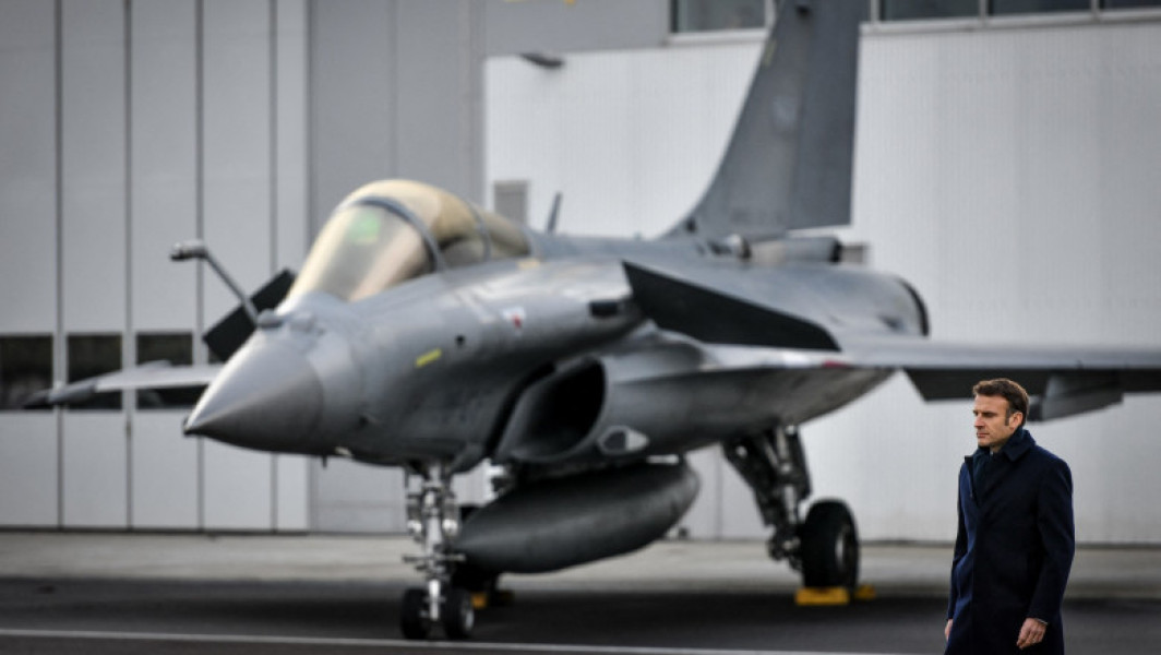 Macron anunță noi comenzi pentru avioanele Rafale în contextul geopolitic actual