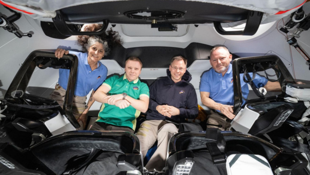 Astronauții Butch Wilmore și Suni Williams s-au întors pe Pământ după mai bine de 9 luni pe ISS