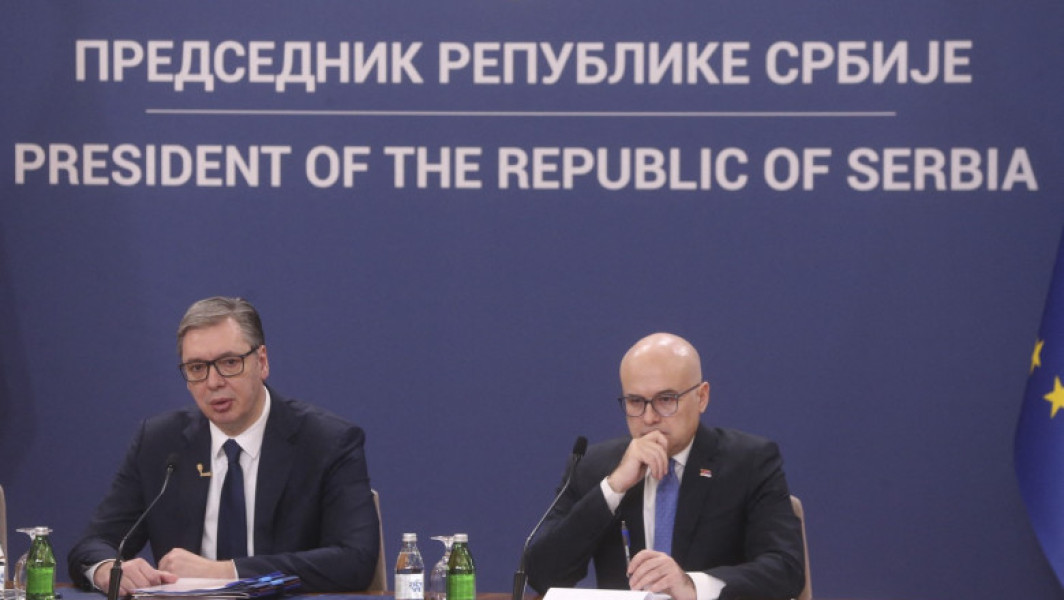 Demisia premierului Milos Vucevic, o schimbare crucială în politica sârbească