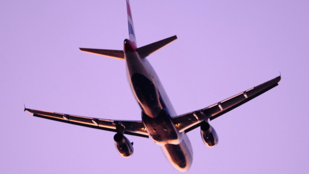 Zborurile s-au reluat pe aeroportul Heathrow după o pană de curent