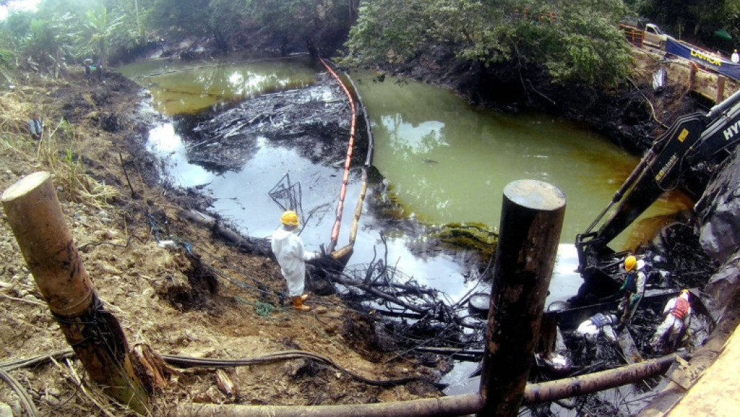 Ecuadorul a identificat o scurgere de petrol, atribuindu-i un "sabotaj"