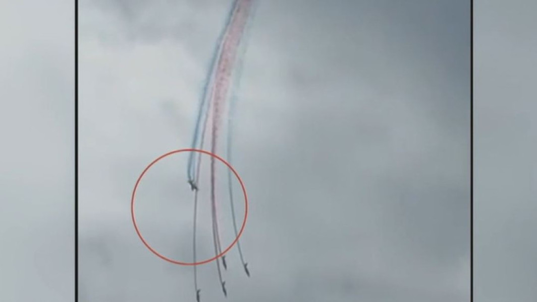 Ciocnire între avioane în timpul unui exercițiu militar în Franța