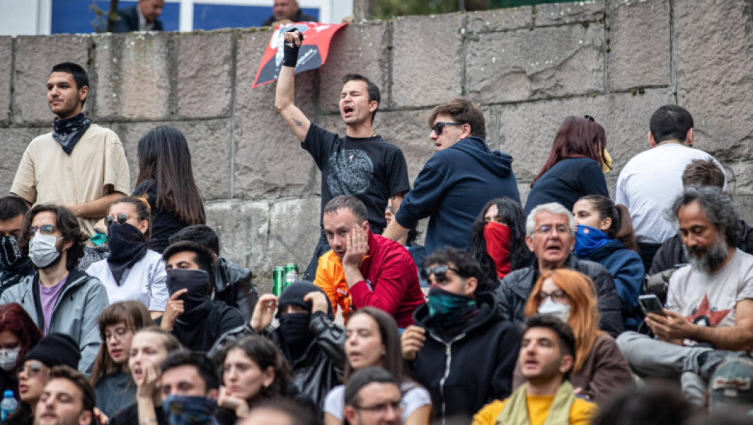 Proteste masive în Istanbul împotriva închiderii primarului Ekrem Imamoglu