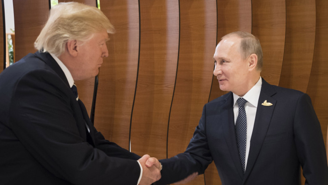 John Bolton acuză manipularea lui Donald Trump de către Vladimir Putin