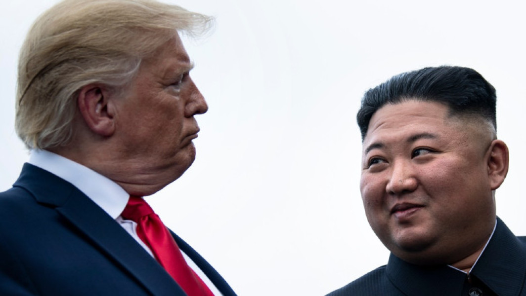 Trump intenționează să contacteze Coreea de Nord