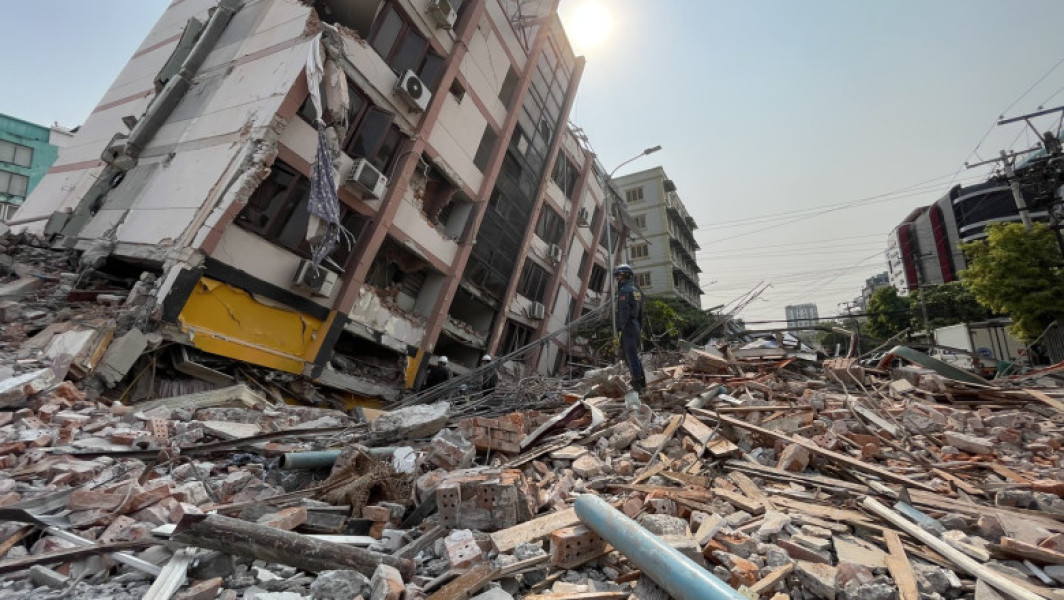 Bilantul cutremurului din Myanmar a crescut la 2.719 morti