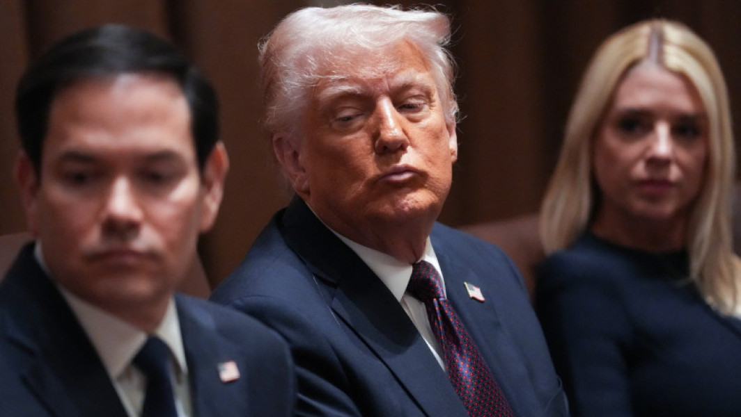 Oficialii americani îndeamnă aliații europeni să continue achizițiile de armament din SUA