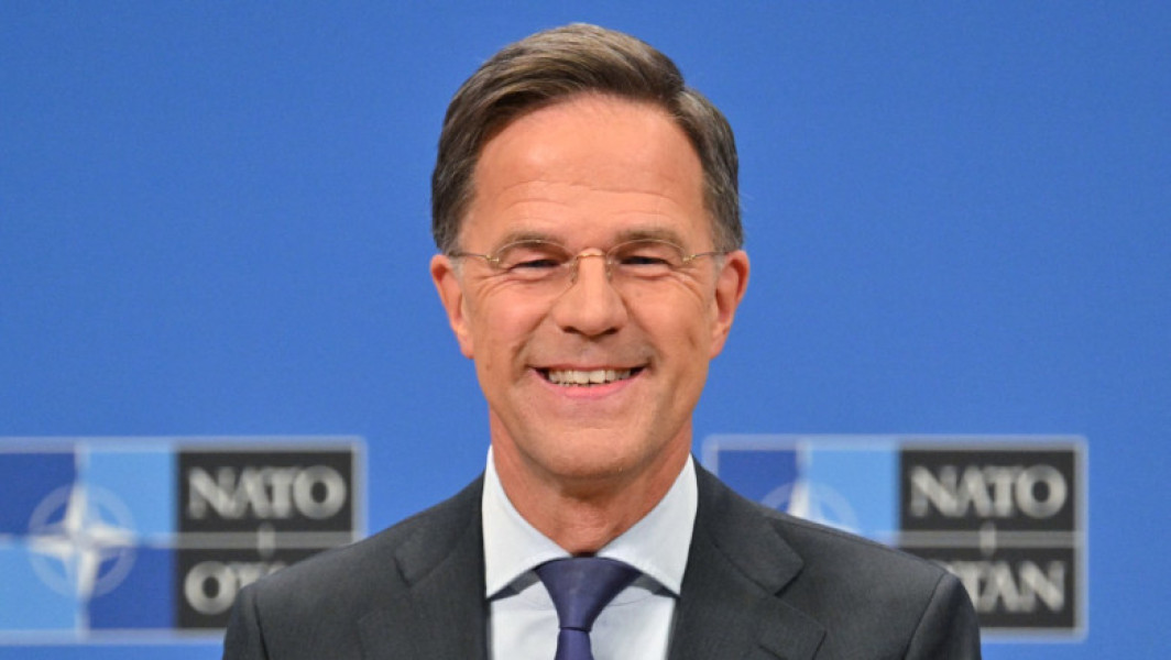 Șeful NATO recomandă: „Nu luați prea în serios declarațiile nebunești ale lui Putin”