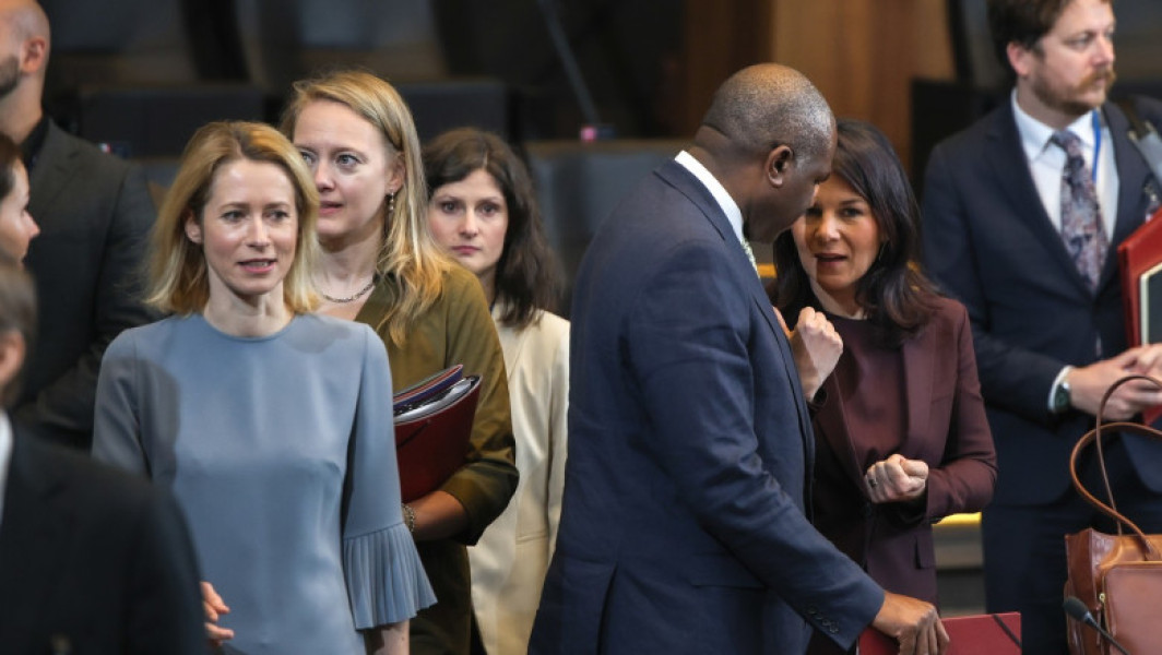 Ministrii europeni de externe cer Rusiei acceptarea unei încetări a focului în Ucraina