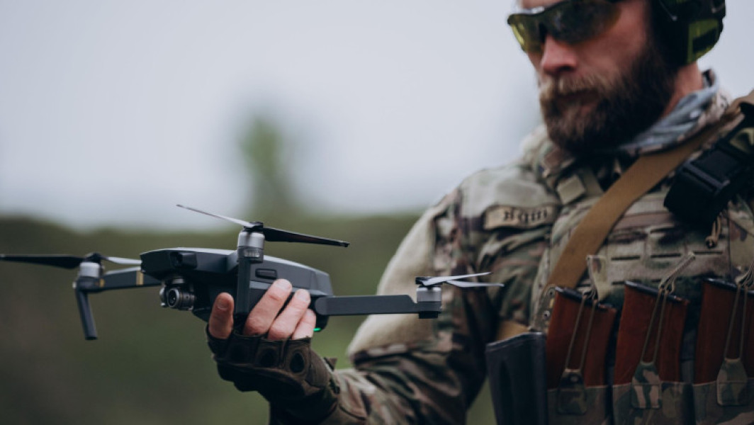 Un operator ucrainean de drone detaliază inovațiile din tehnologia militară