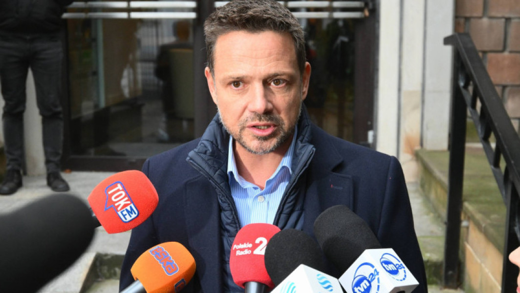 Candidatul Coalitiei Civice conduce în sondaje înaintea alegerilor din Polonia