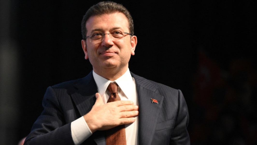 Primarul Istanbulului, Ekrem Imamoglu, onorat cu cetățenia de onoare a Parisului