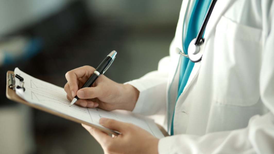 Un medic american primește un e-mail de deportare în SUA