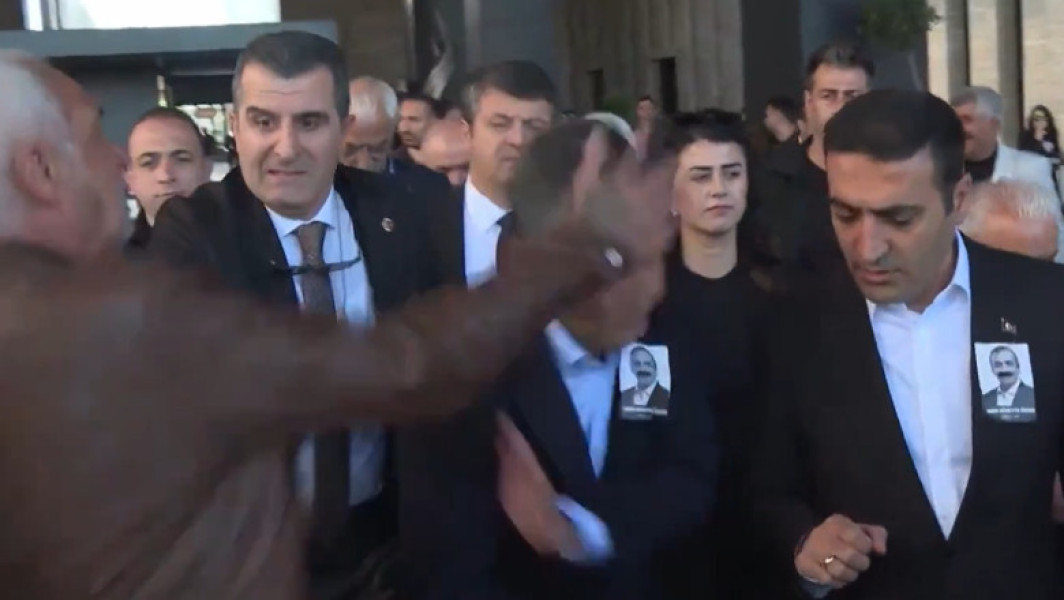 Liderul opoziției din Turcia atacat la o ceremonie