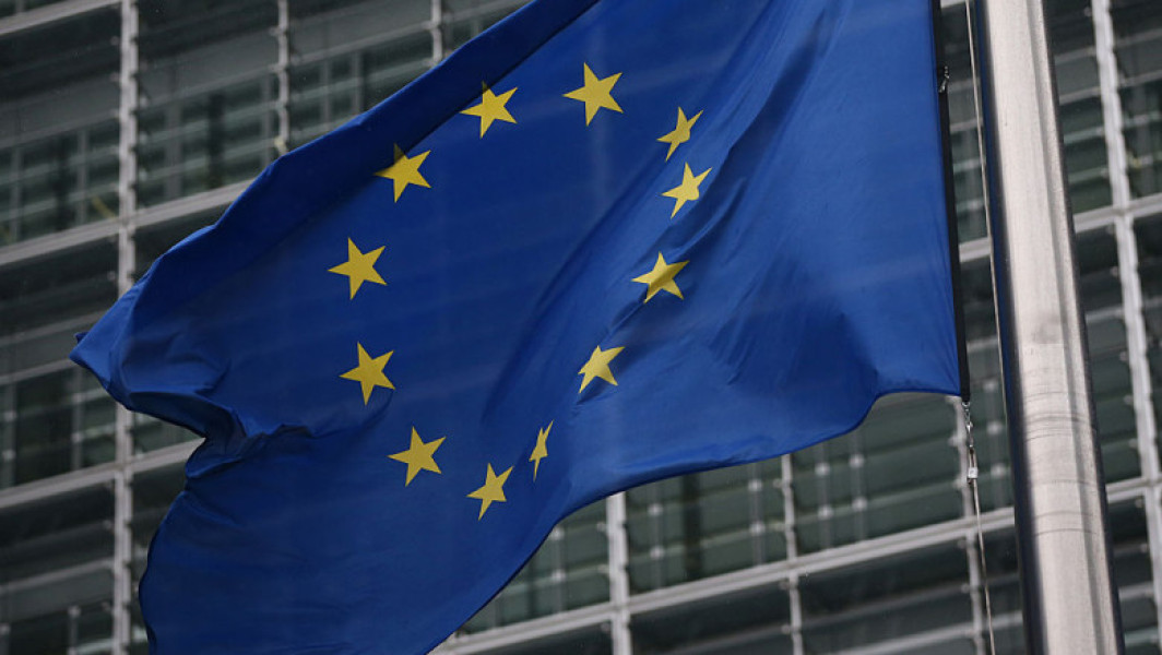 Comisarul european ungur blochează planul Uniunii Europene de abandonare a energiilor rusești