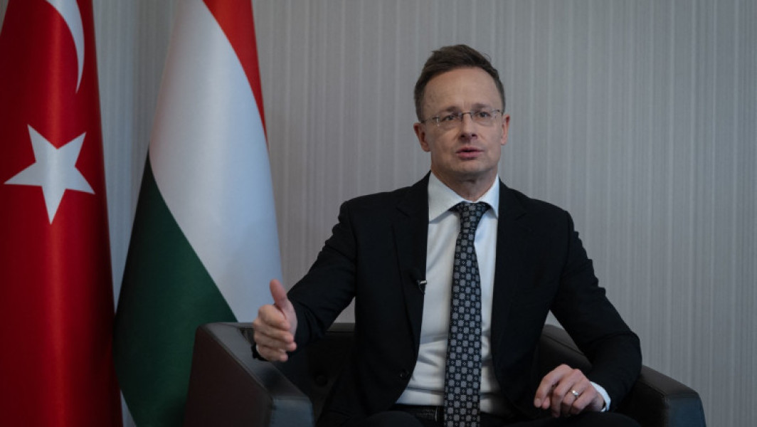 Ungaria este pregătită să colaboreze cu noul guvern al României, afirmă ministrul ungar de externe
