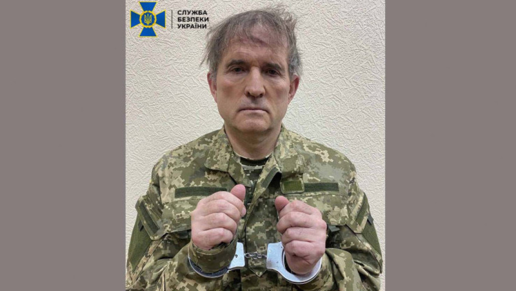 Viktor Medvedciuk: Zelenski este marioneta Occidentului, înlocuibil cu orice, chiar și cu un papagal