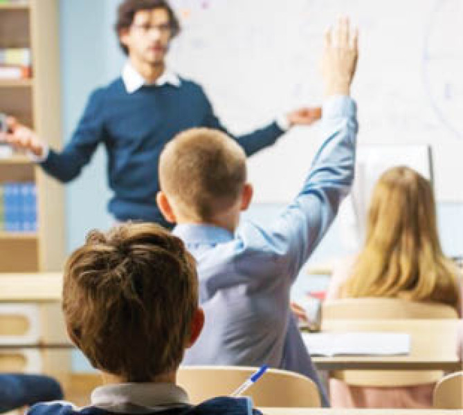 Evaluările naționale din clasele a II-a, a IV-a și a VI-a vor include competențe inspirație PISA