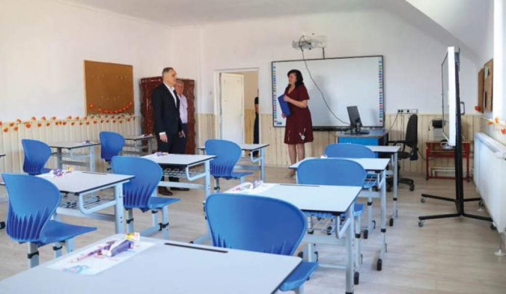 Proiectul SMART PH – investiție pentru viitorul educației, în Prahova