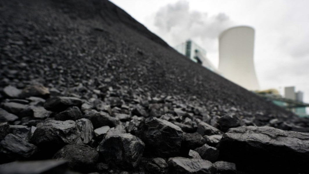 România negociază amânarea închiderii centralelor pe cărbune pentru stabilitatea energetică