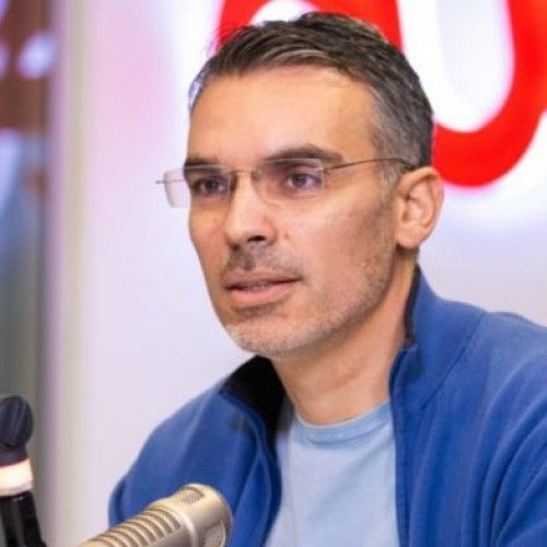 Majoritatea românilor susțin dispariția partidelor actuale și apariția unora noi