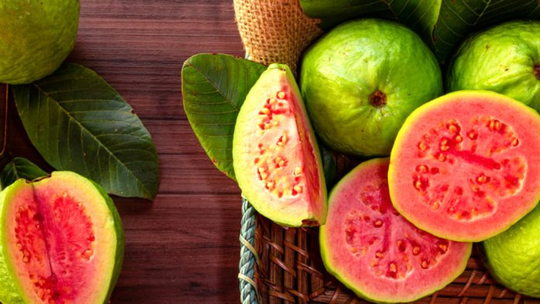 Cercetătorii din SUA au creat o moleculă sintetică din guava cu potenţial anticancerigen