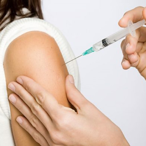 Ministerul Sănătăţii recomandă vaccinarea antigripală pentru categoriile de risc