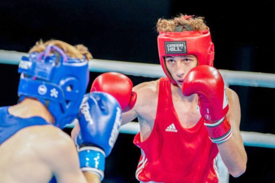 Fabian Stroe a debutat cu victorie la Campionatul European de Box U19 de la Ostrava