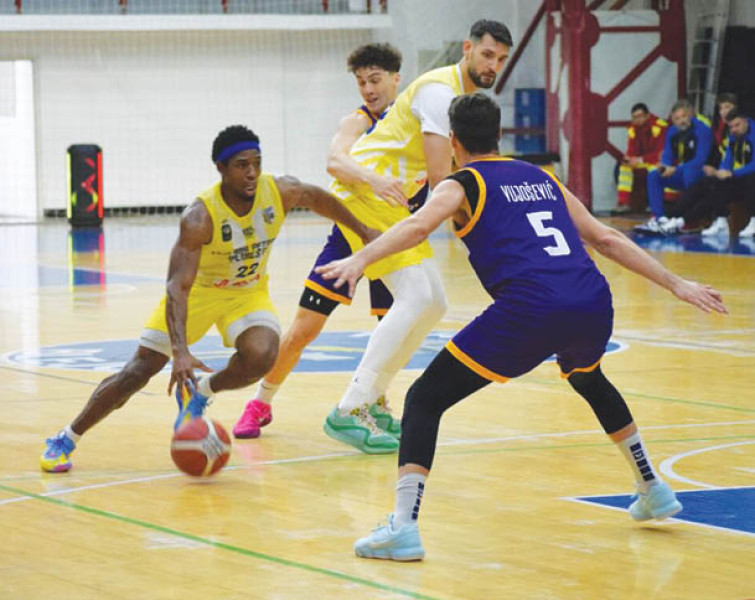 CSM BBA Petrolul Ploieşti începe cu victorie sezonul Ligii Naţionale de baschet masculin