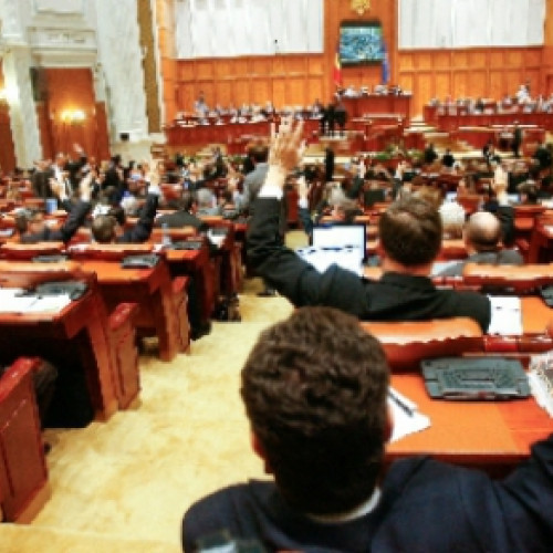 Senatul susține eliminarea plății CASS pentru veterani și mame în concediu