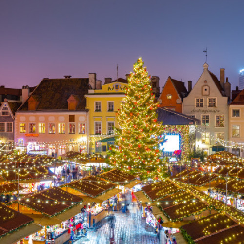 Marile orașe europene deschid târgurile de Crăciun în noiembrie 2025