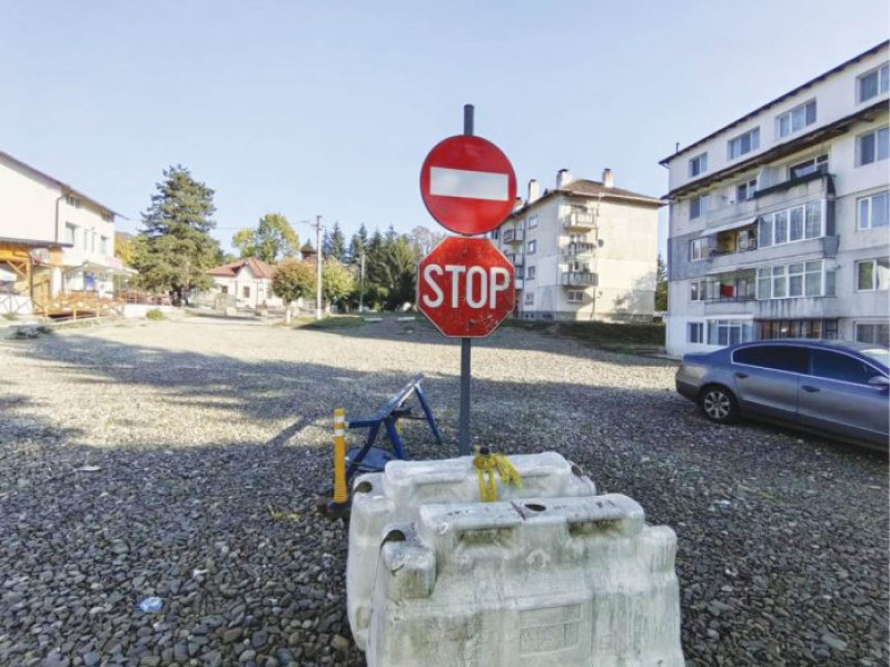 Strada 23 August din Slănic va rămâne închisă circulației rutiere