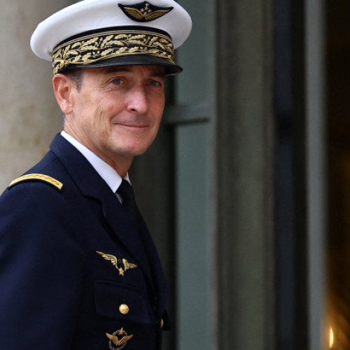 Franța se pregătește pentru un posibil șoc militar în următorii ani, avertizează armata