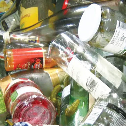 Mircea Fechet propune extinderea sistemului garanție-returnare la borcane și produse noi