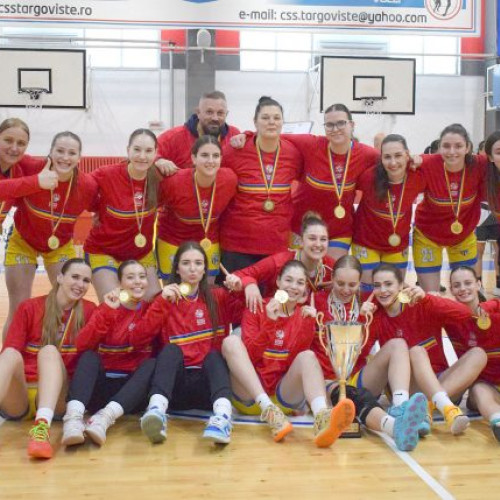 Știrile titlu: Baschetbalistele de la CSM Ploieşti devin campioane după victoriile consecutive!"
"Baschetbalistele de la CSM Ploiești, echipei de baschet feminin, devin campioane după o serie de victorii consecutive!