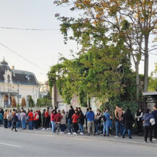 Mai multe vizite la muzeele prahovene - Cozi reduse pentru 18 mai