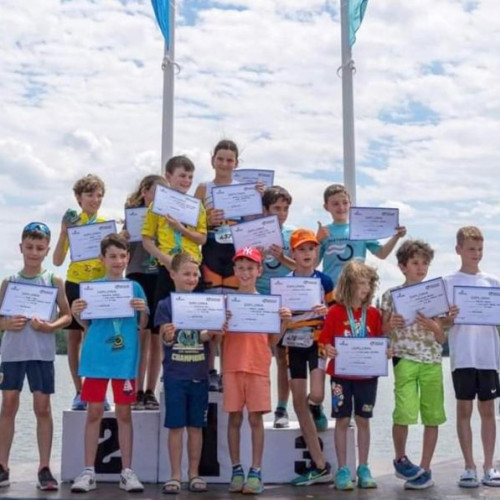 Rezultate impresionante pentru sportivii Clubului Sportiv Petrolul Ploiești la Cupa României Triatlon Supersprint