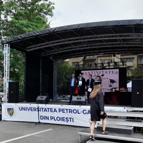 Ceremonie de absolvire la Universitatea &quot;Petrol-Gaze&quot; din Ploiești